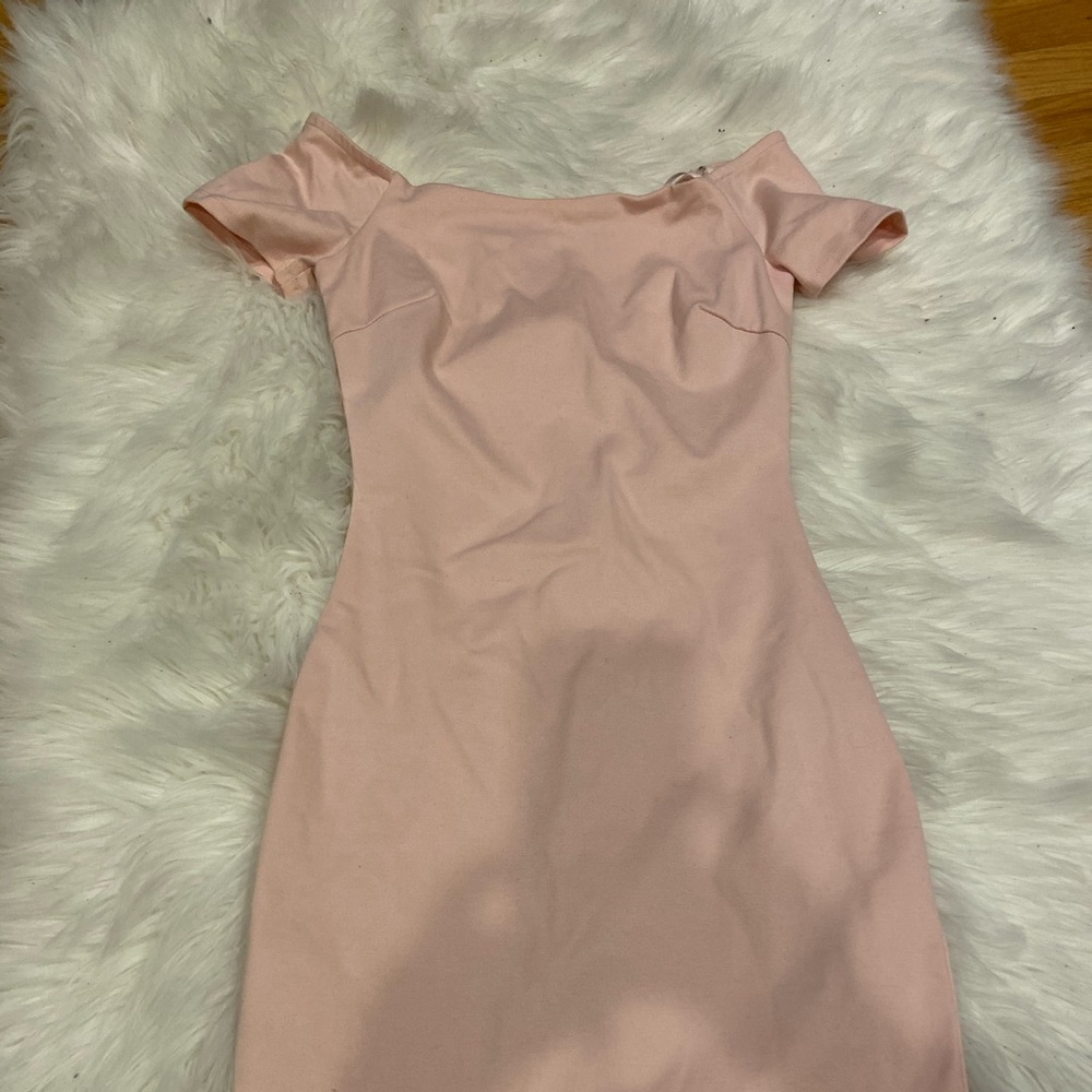 Lulus off the shoulder bodycon dress